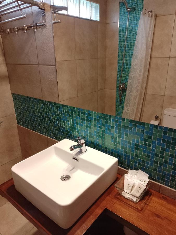 Casas Con Vista Al Piltri * El Bolson